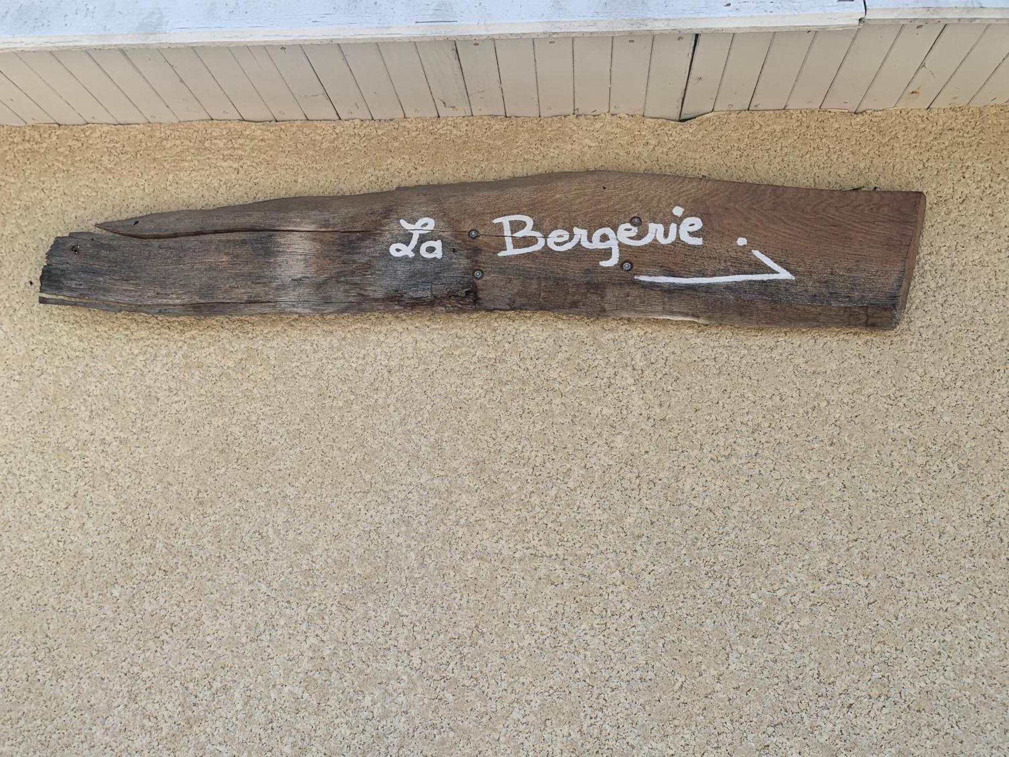Apartment La Bergerie Thodure